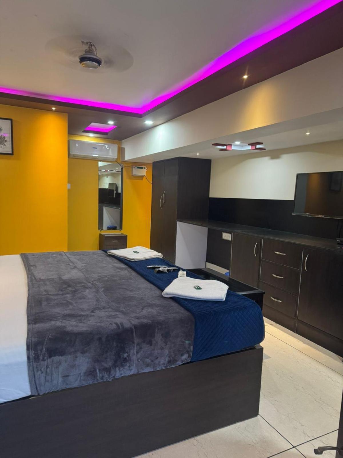Vihaan Inn Guest House 卡兰古特 外观 照片